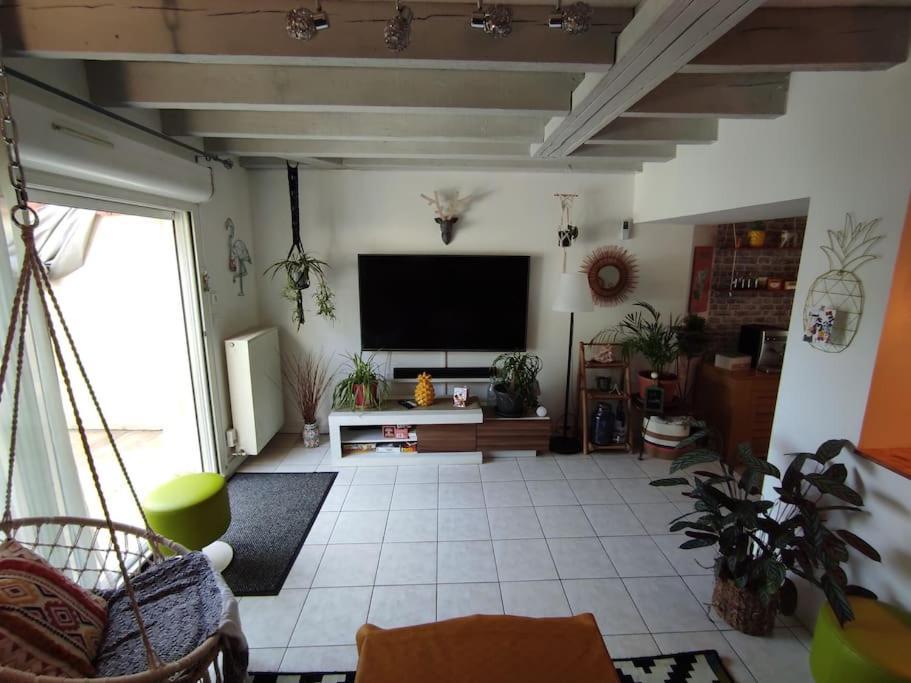 Chaleureuse Maison De Ville Avec Parking Gratuit Chinon Exterior foto